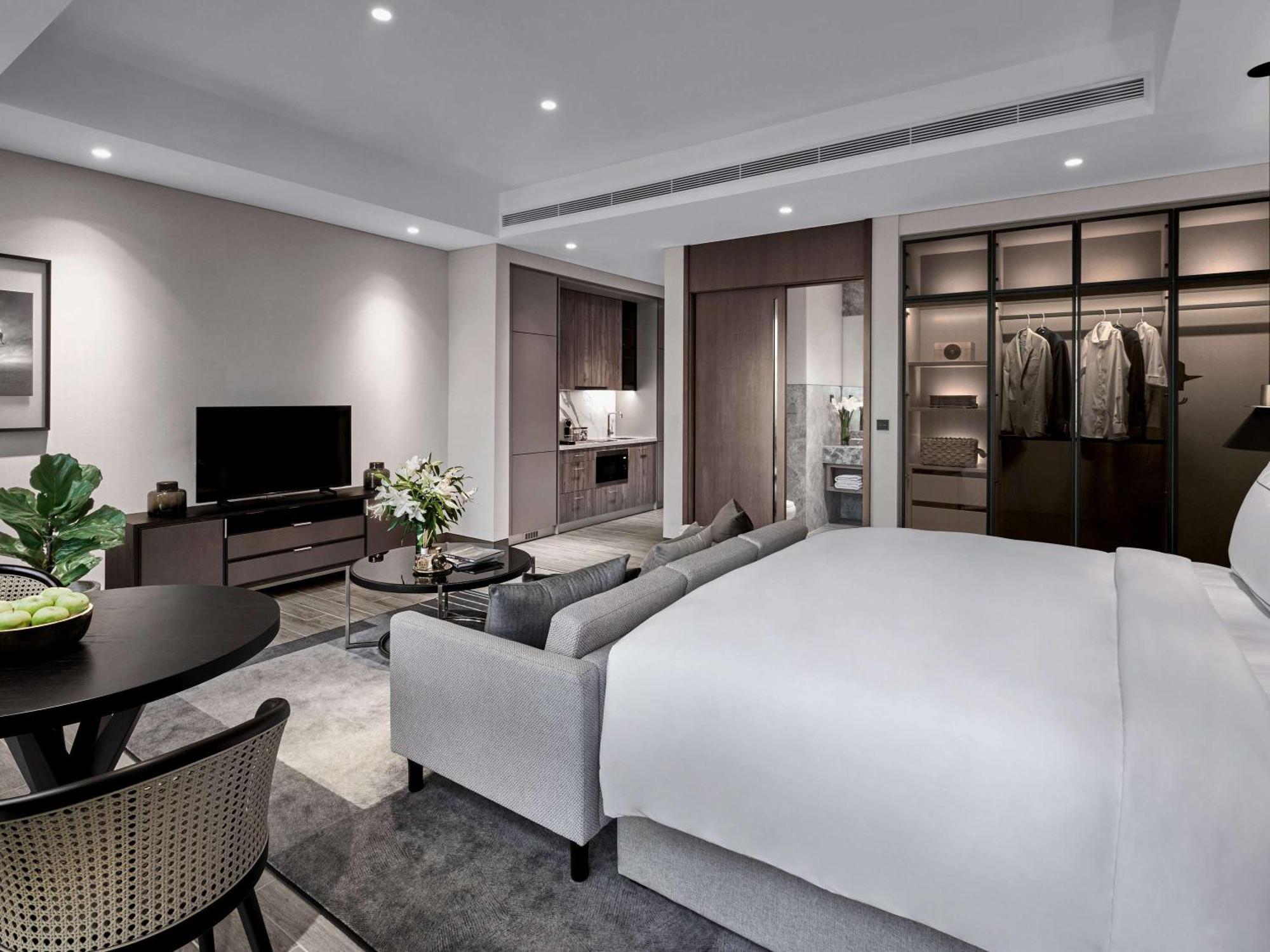 Oakwood Premier Jakarta Bagian luar foto