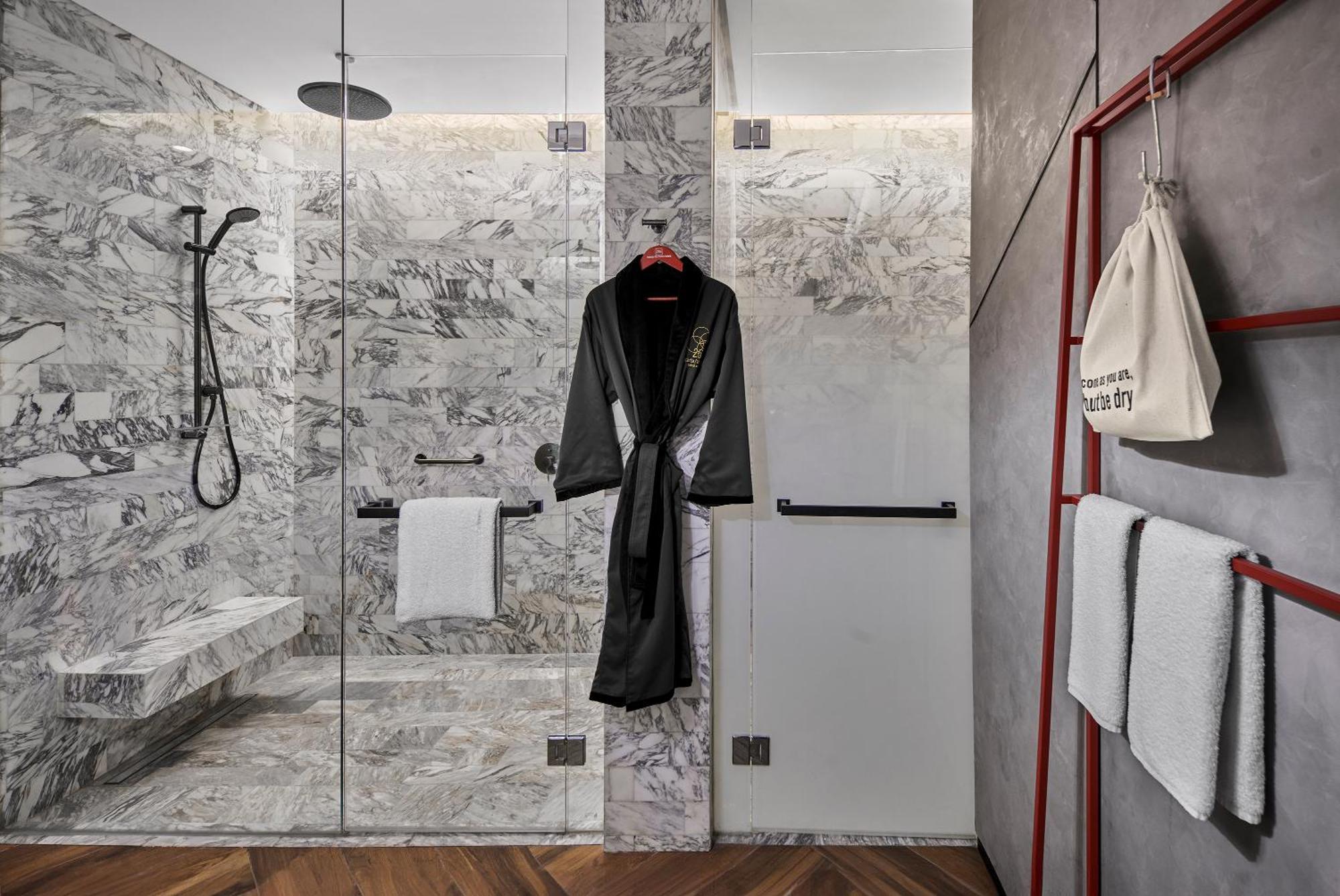 Oakwood Premier Jakarta Bagian luar foto
